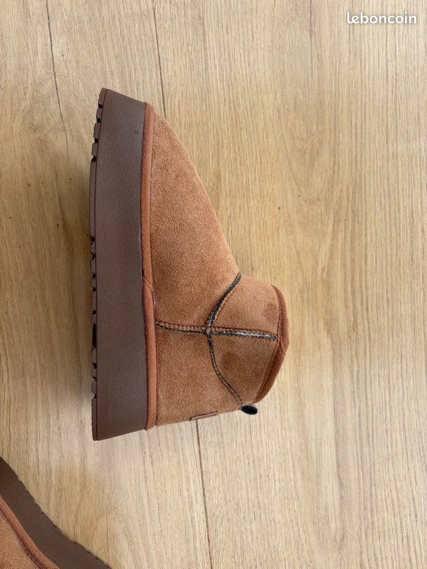 Bottes UGG neuves 36 (image 8)