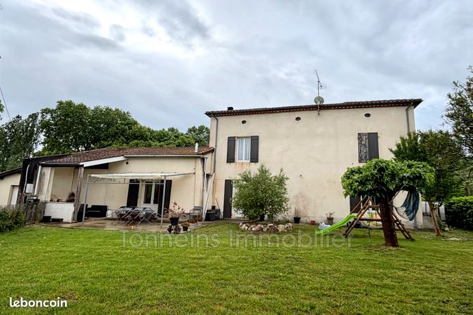 Maison 4 pièces 151 m²