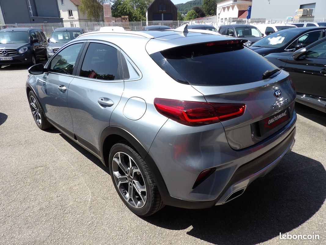 Kia XCEED 1.6 CRDI 136CH MHEV DESIGN DCT7 MY22 (image 2)
