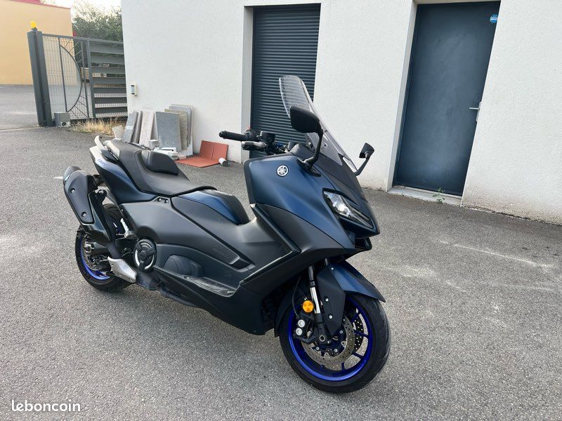 Yamaha TMAX 560 – 2023 – 12 600 km (image 1)