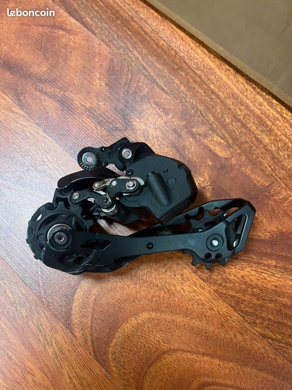 Arrière Shimano 105 Di2 Derailleur Arriere 105 11v Dérailleur