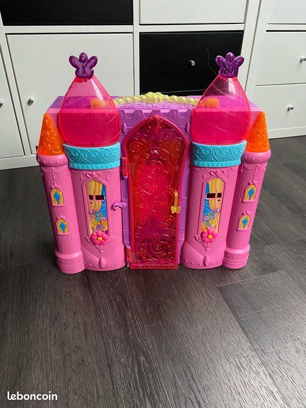 Château magique Barbie (image 1)