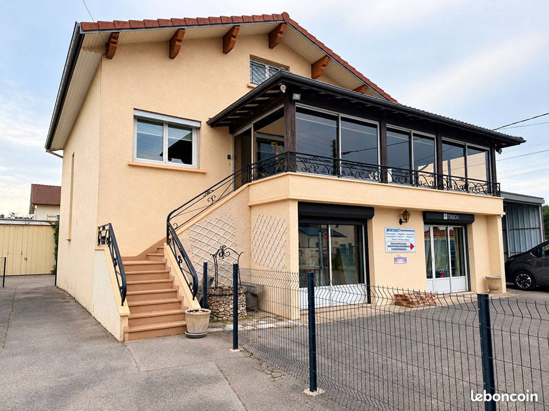 Maison 4 pièces 107 m² · à Péronnas · 107 m² · 249 000 €