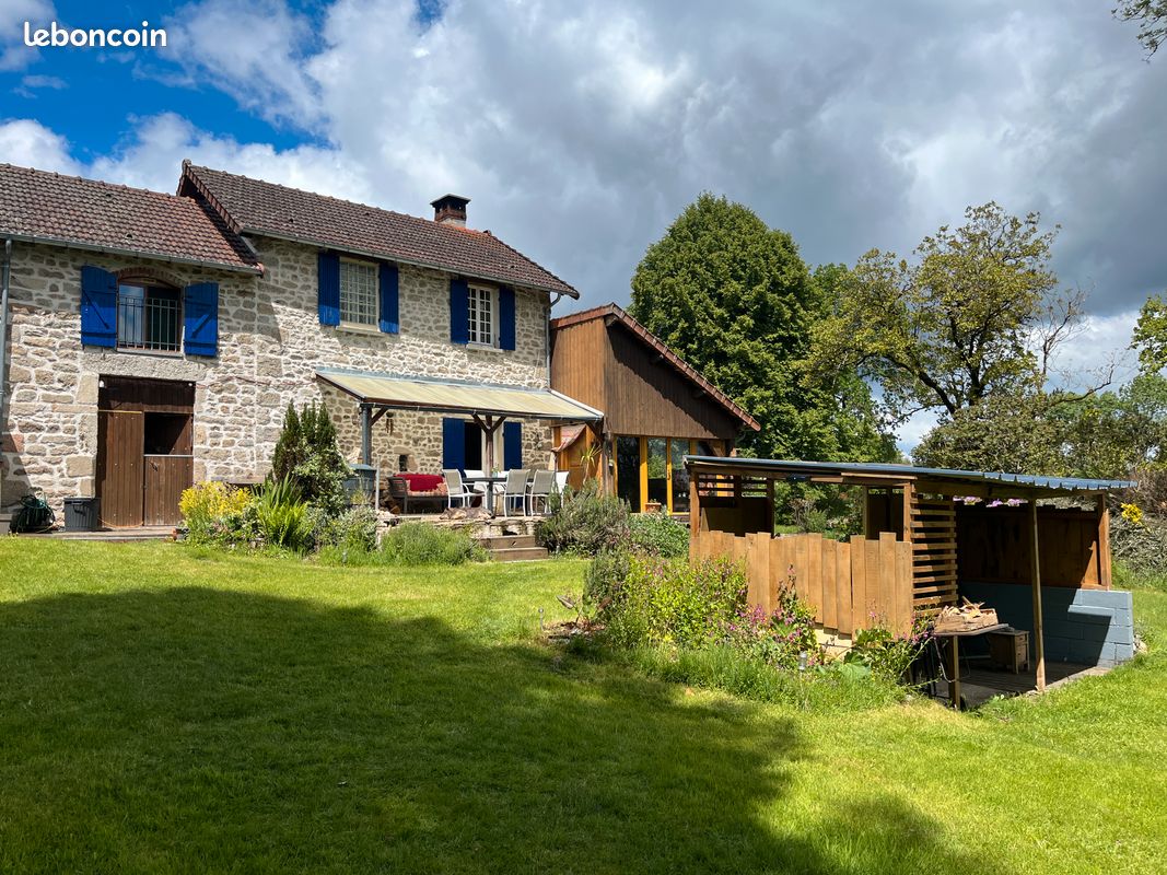 Maison 4 pièces 90 m² · à Royère-de-Vassivière · 90 m² · 175 000 €
