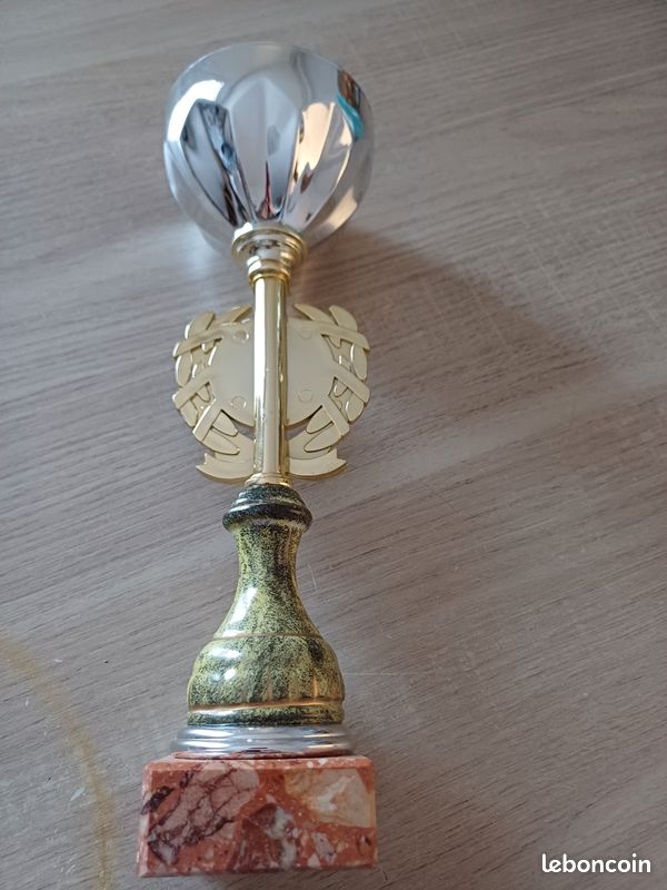 Coupe Trophée Neuve - Récompense Sportive Ou événement