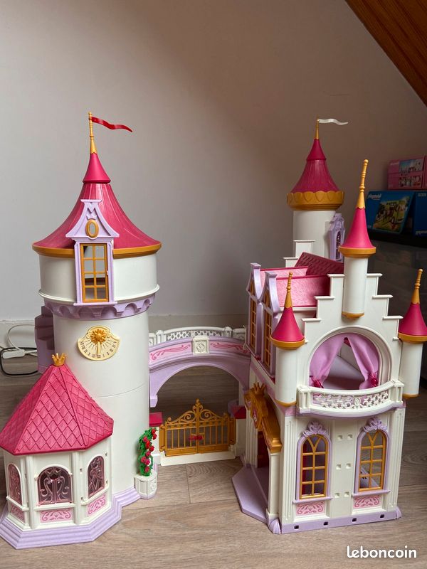 Énorme lot de playmobil (+ de 70 boîtes) (image 1)