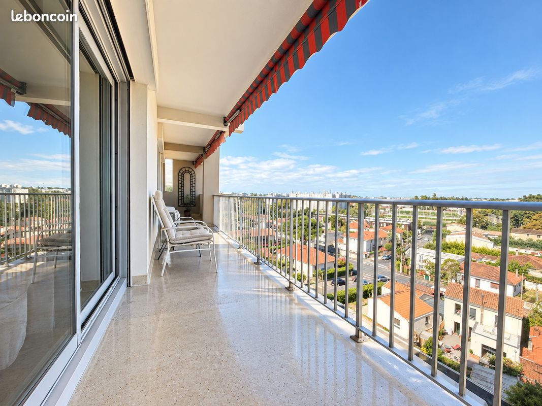 Appartement 5 pièces 111 m² · à Bordeaux · 111 m² · 273 000 €