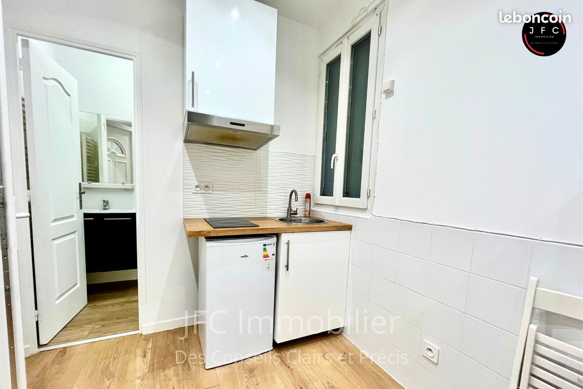 Appartement 1 pièce 17 m² · à Aubervilliers · 16,8 m² · 750 €