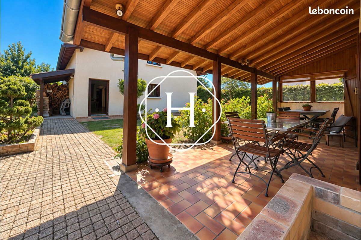 Maison 3 pièces 88 m² · à Bourg-en-Bresse · 88 m² · 249 000 €