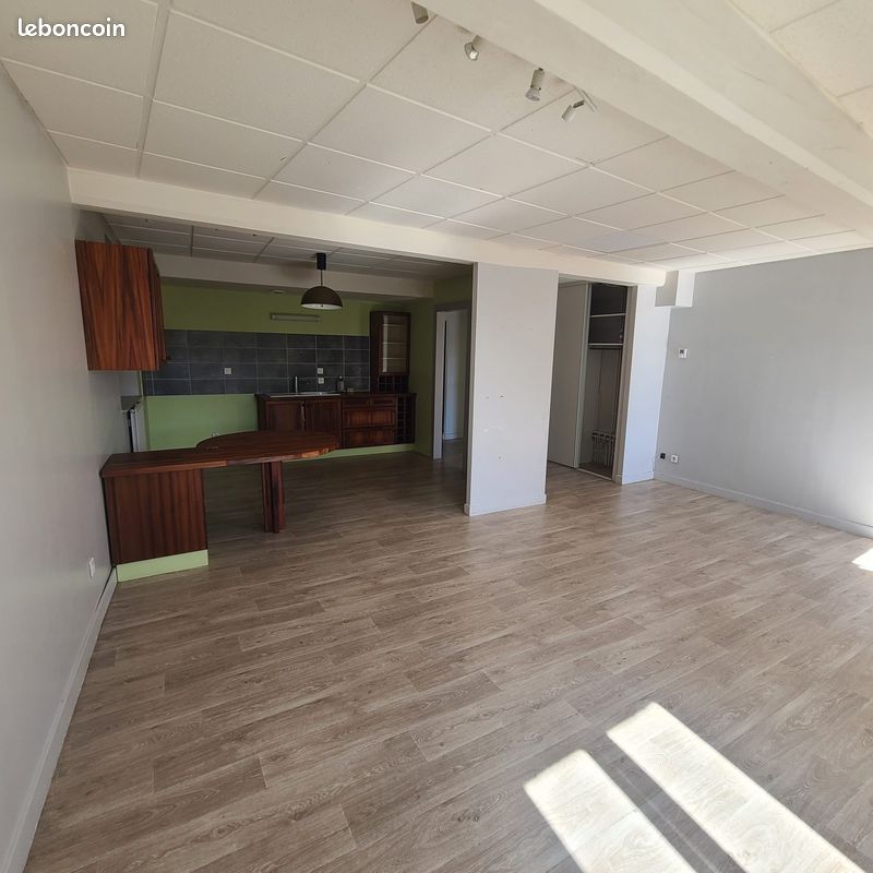 Appartement 4 pièces 96 m² · à Châtillon-sur-Chalaronne · 96 m² · 950 €/mois