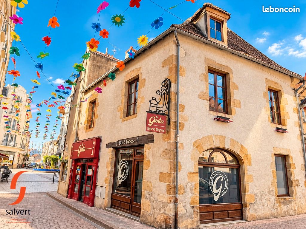 Immeuble 6 pièces 127 m² · à Montluçon · 127 m² · 241 500 €