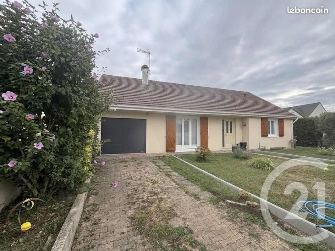 Maison 5 pièces 94 m² · à Rouvres · 94 m² · 323 000 €