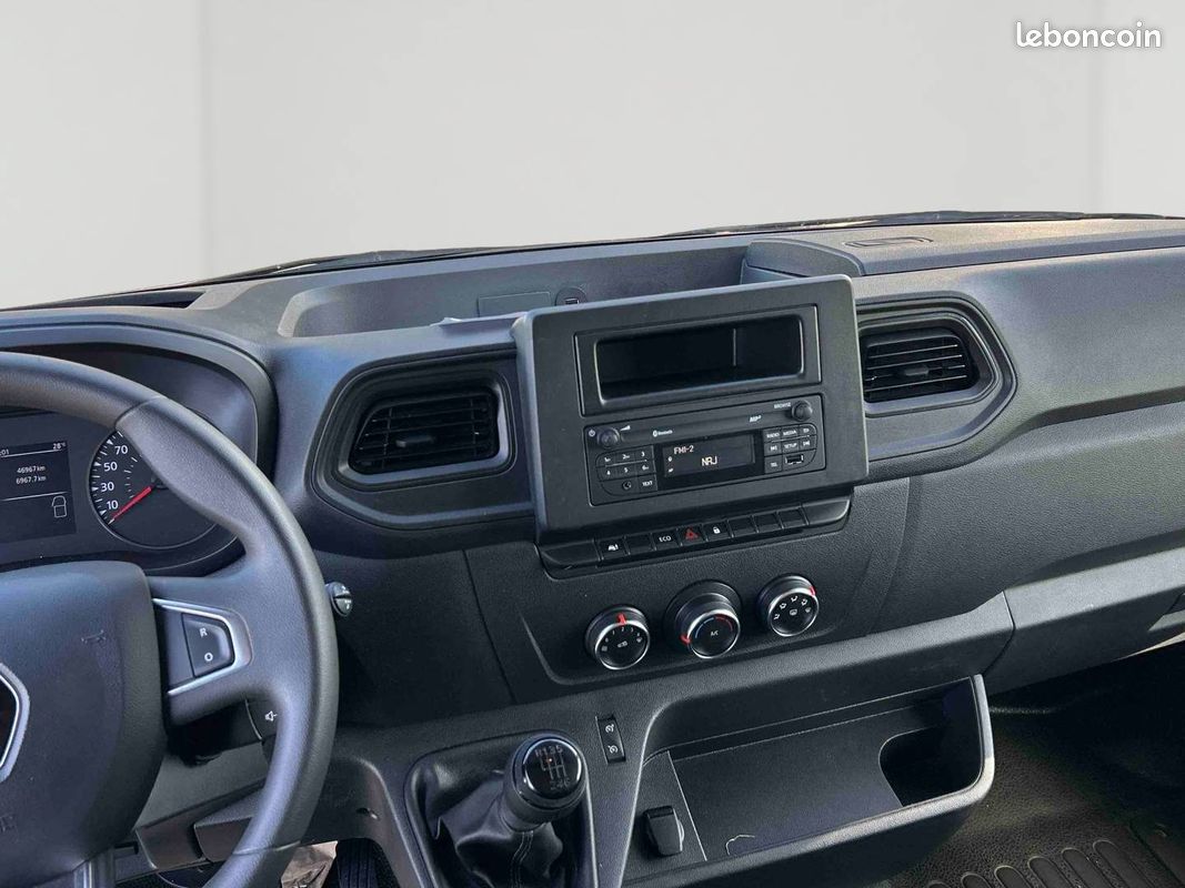 Renault master fgn trac f3500 l3h3 blue dci 135 confort (image 11)
