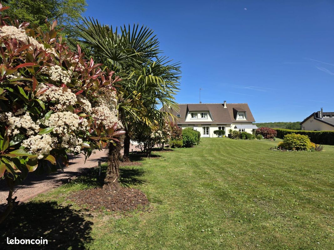 Maison 7 pièces 210 m² · à Villers-sur-Coudun · 210 m² · 560 000 €