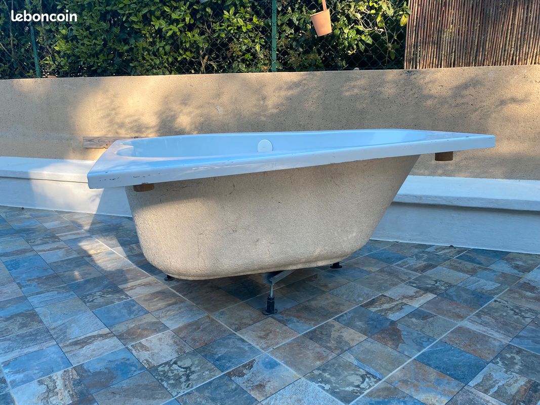 Baignoire d’angle (image 1)