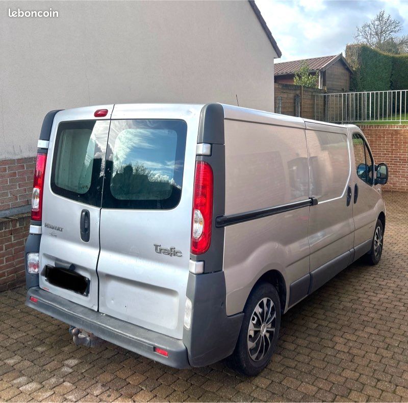 Renault Trafic 2.0 L2h1 2010 Rallongé 115chv Révisé et Garantie (image 3)