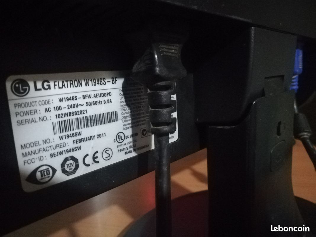 Ecran PC 18.5" LG FLATRON W1946S-BF (image 4)