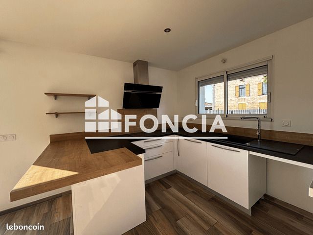 Maison 5 pièces 98 m² · à Boé · 98 m² · 1 200 €