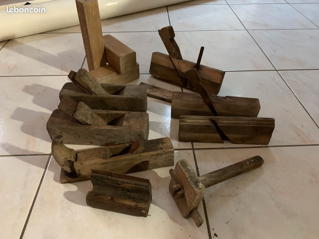 Rabots anciens en bois (image 2)