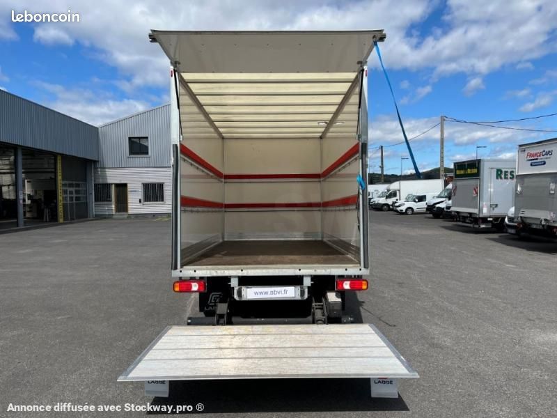 Iveco Daily CAISSE LABBE HAYON DEFLECTEUR TOIT POLYESTER 35C16H 3.0 (image 5)