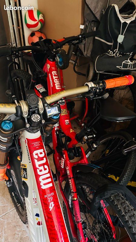 VTTAE Commencal Meta Power Mullet (image 15)