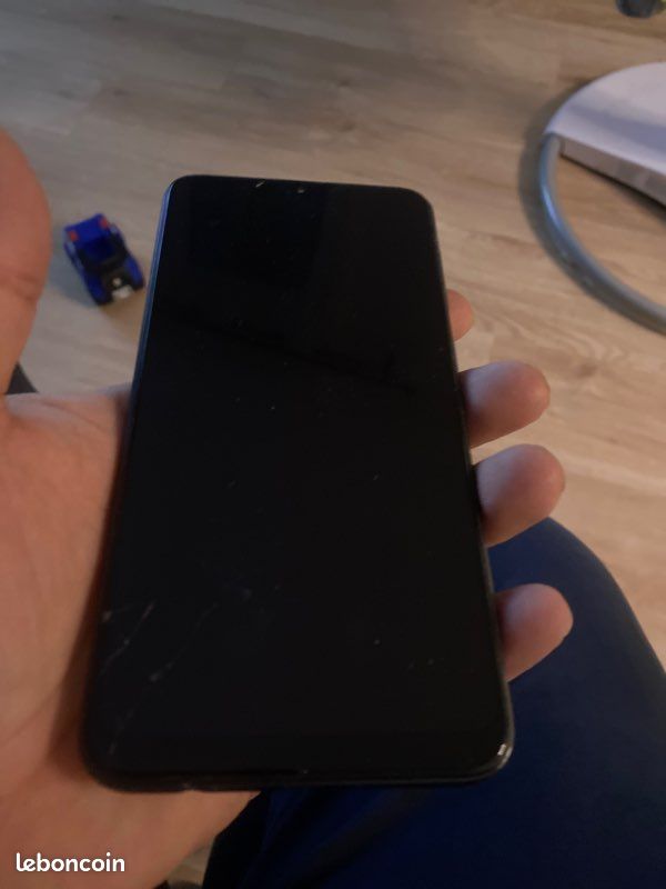 Vends Samsung A10 (image 1)