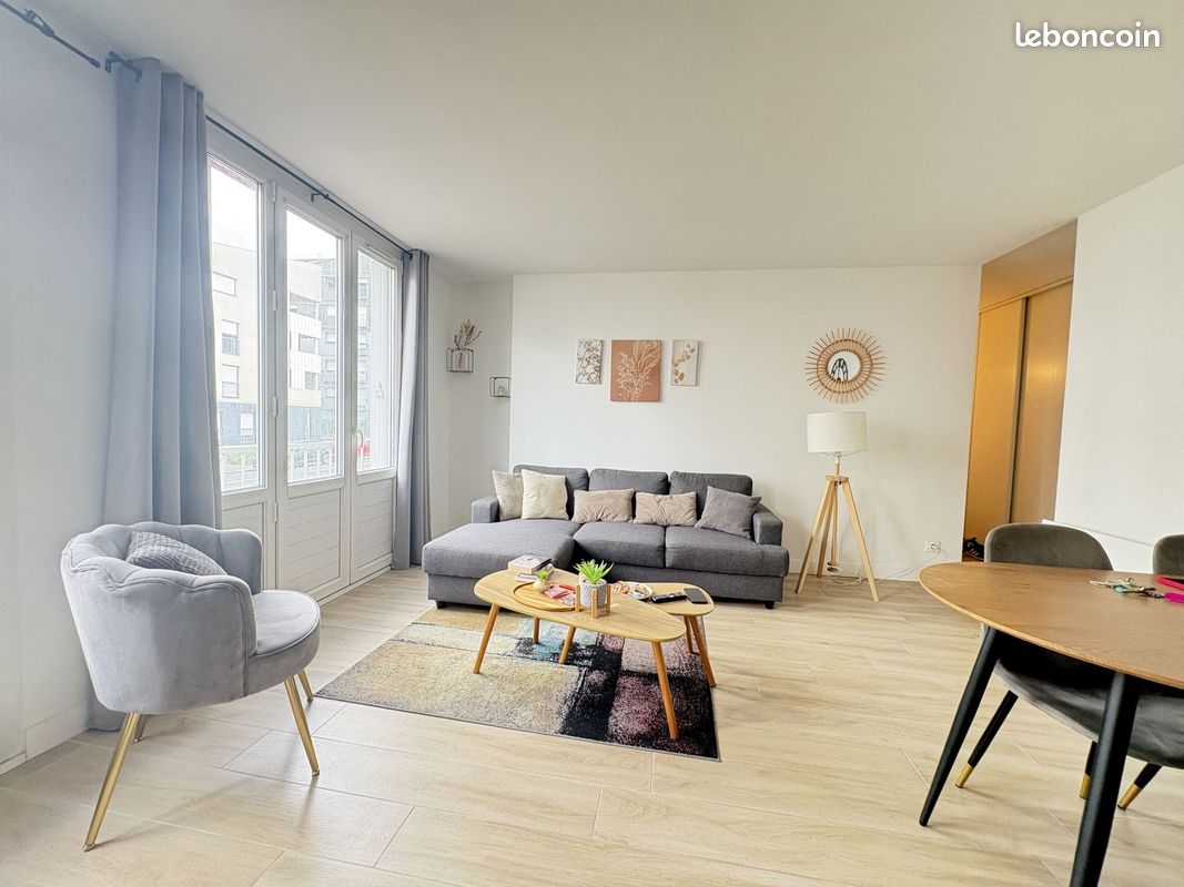 Appartement 5 pièces 81 m² · à Bordeaux · 81 m² · 595 €/mois