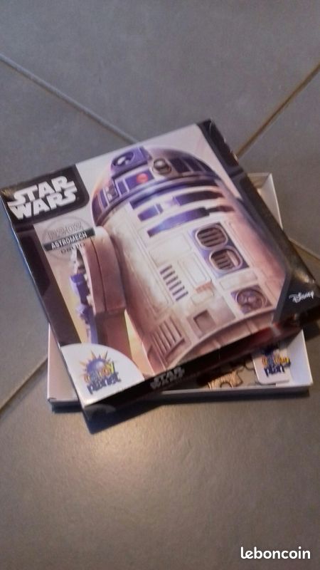 Puzzle R2D2 (image 1)