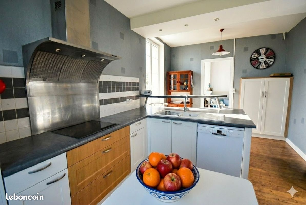 Maison 6 pièces 167 m² · à Angoulême · 167 m² · 299 000 €