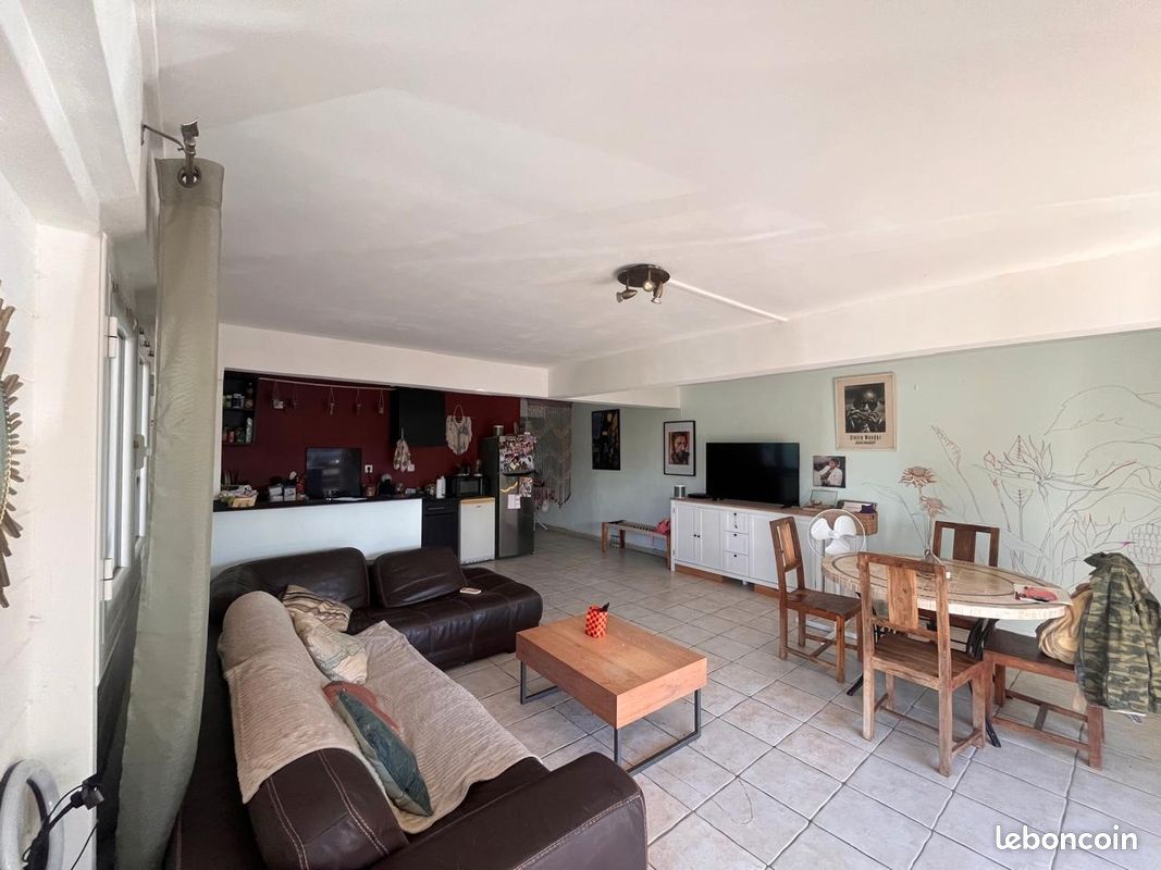 Maison 3 pièces 70 m² · au Moule · 70 m² · 1 000 €/mois