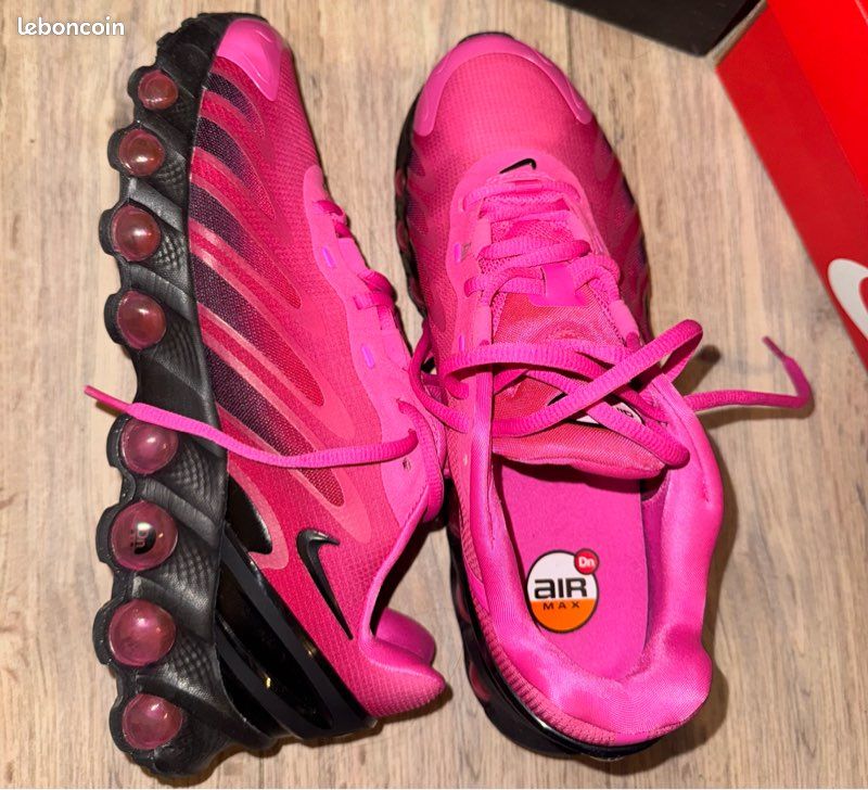 HOT Pink Nike Air Max Vapormax Plus 2020 Rose Nike Air Max - Main Image