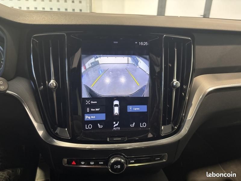Volvo V60 T6 AWD 253+145ch R-Design Geartronic 8 (image 24)