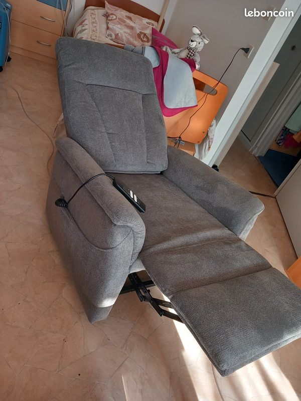 Fauteuil (image 4)