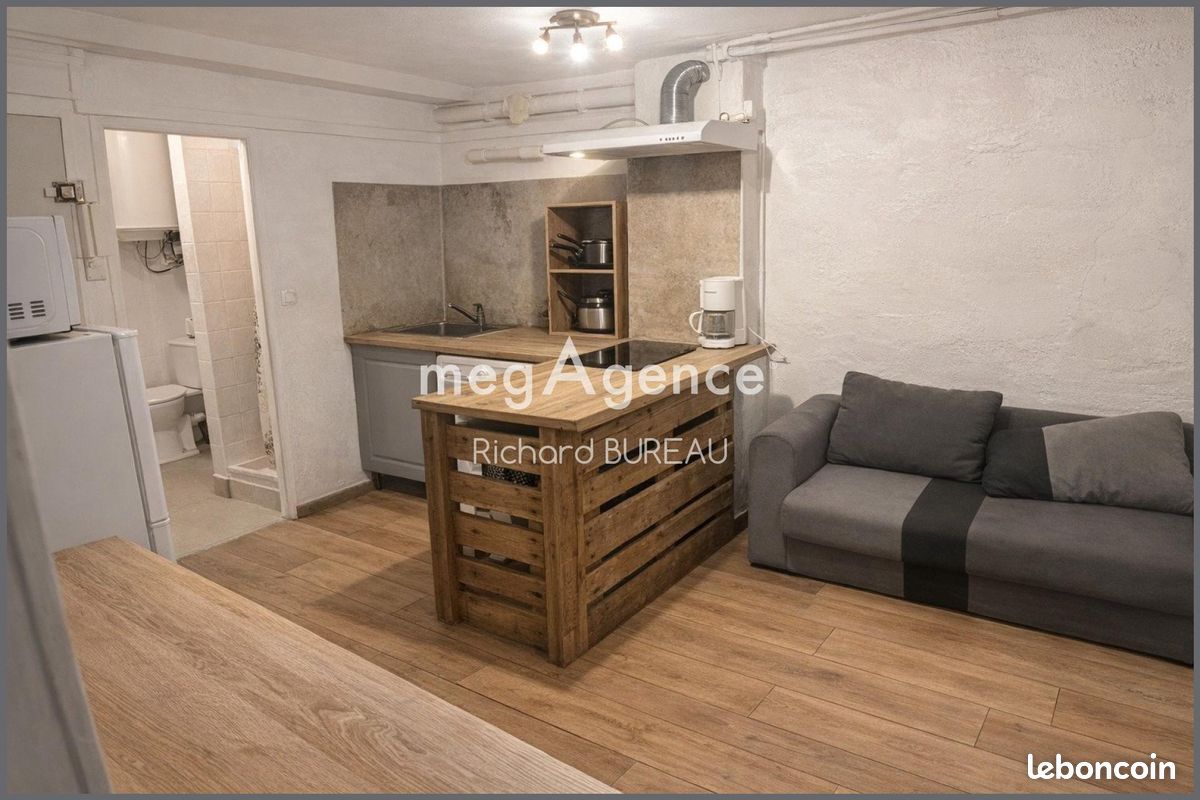 Immeuble 106 m² · à Le Luc · 106 m² · 245 000 €