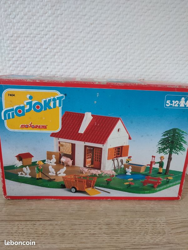 Majorette Majokit 7404 – Ferme Avec Animaux, Personnages Et Tracteur (occasion)