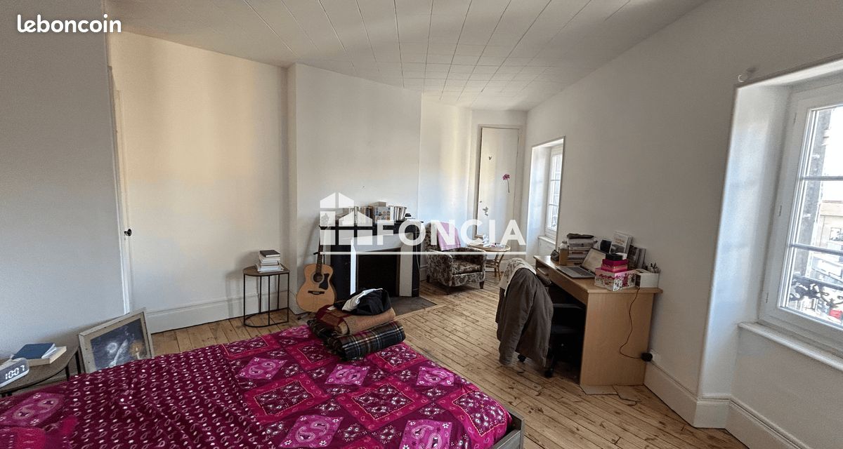 Appartement 4 pièces 102 m² · à Clermont-Ferrand · 102 m² · 771 €