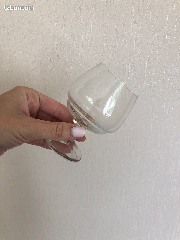 Lot 4 verres à cognac (image 1)