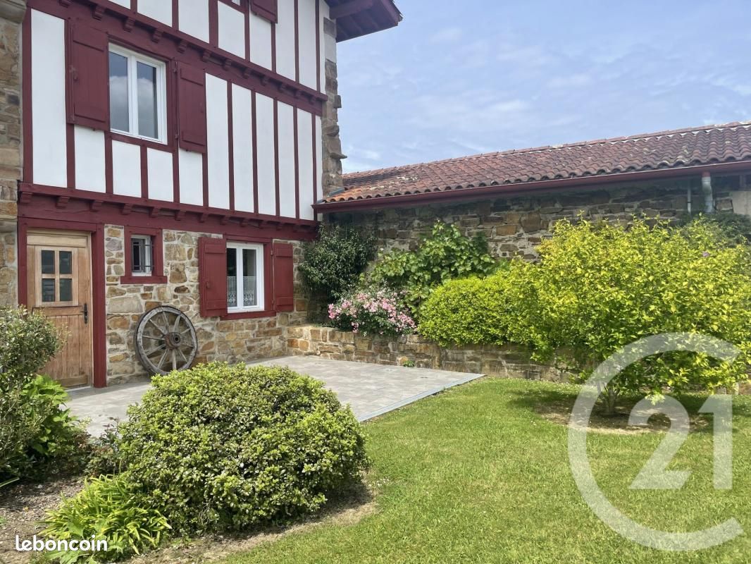 Maison 7 pièces 234 m² · à Jatxou · 234 m² · 765 000 €