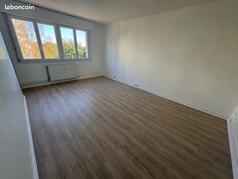 Appartement 1 pièce 28 m² · à Moulins-lès-Metz · 28 m² · 69 000 €