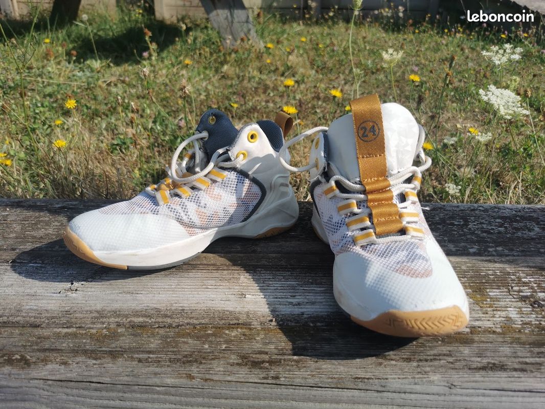 Chaussure de Basket (image 1)