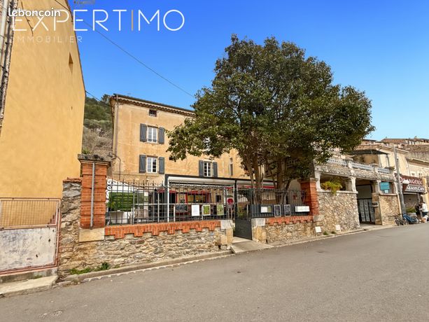Immeuble 210 m² Roquebrun