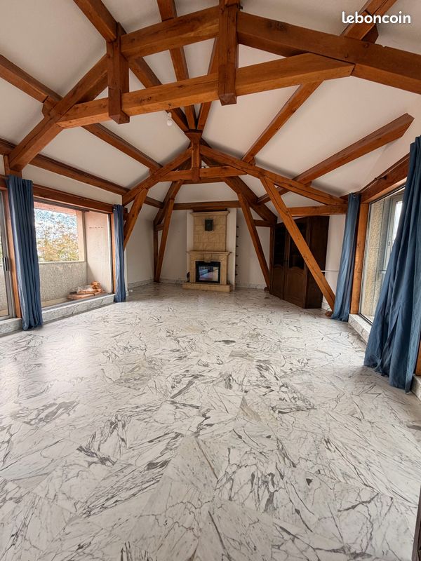Appartement 4 pièces 112 m² · à Montluçon · 112 m² · 765 €/mois