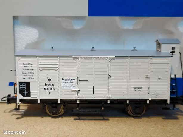 Wagon Roco HO échelle 1/87 - Couvert Court Beige Toit Gris - Réf. 47128 - Année 1998