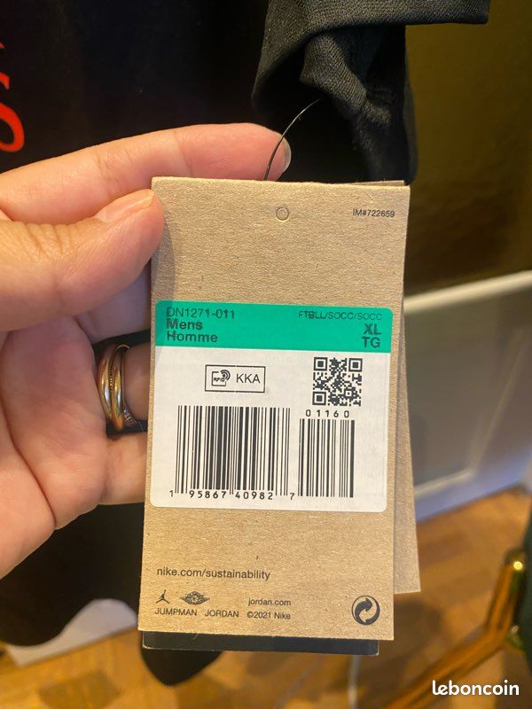 Pack complet PSG Jordan maillot + short NEUFS XL (image 4)