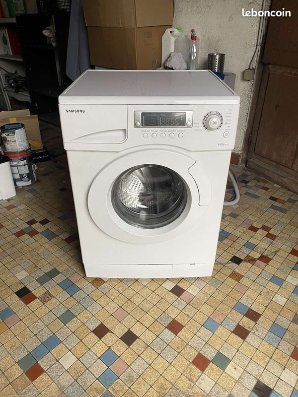 Machine a laver (image 1)
