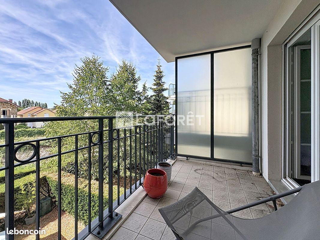 Appartement 3 pièces 68 m² · à Saint-Cyr-l'École · 68 m² · 1 410 €