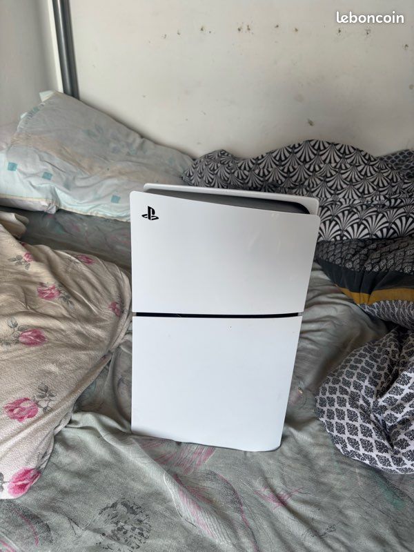 PlayStation5 (image 8)