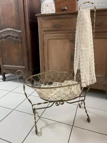 Berceau Pour Poupée Ancienne - Poupon Vintage - Occasion