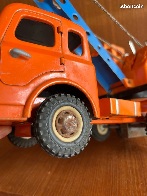Camion grue berlier gak en tole a benne preneuse avec son manuel