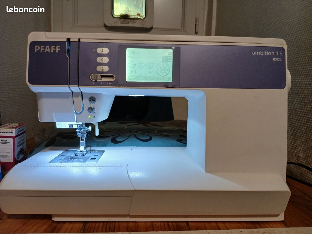 Machine à coudre PFAFF (image 1)